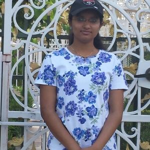 Meet your Posher, Sharon